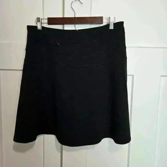 Athleta Sport Athletic Skirt Thick Polyblend - Sz 10 - Picture 3 of 8